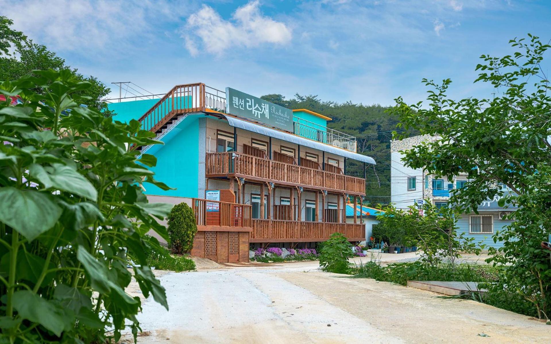 Taean Anmyeondo Li Syuchae Pension Esterno foto